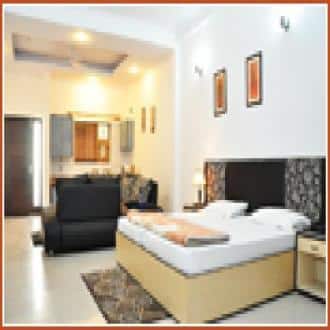 Royal Retreat For The Business Traveler, Gurgaon 4